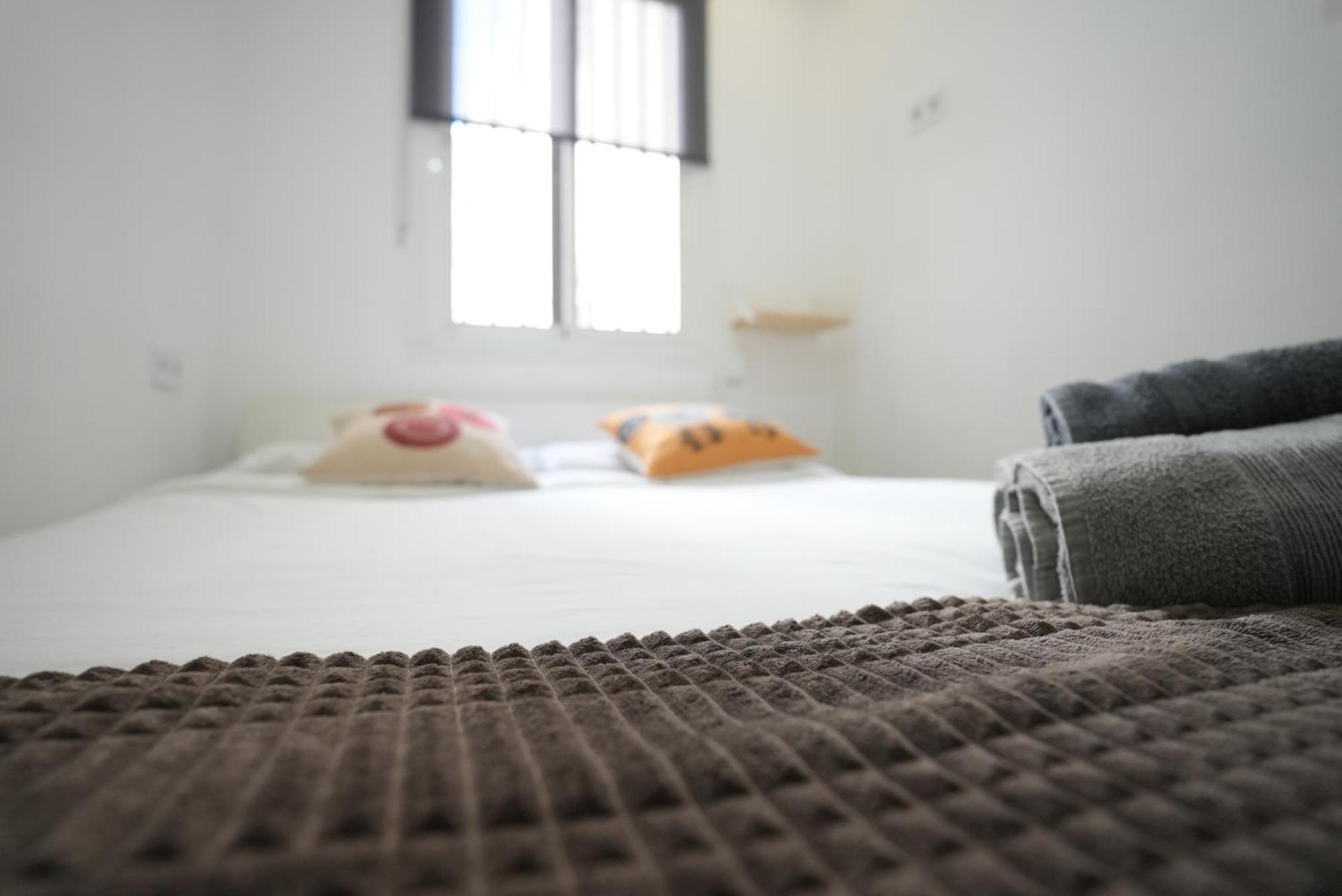 Excellent Location Centro Historico 2 Bed Flat Appartement *